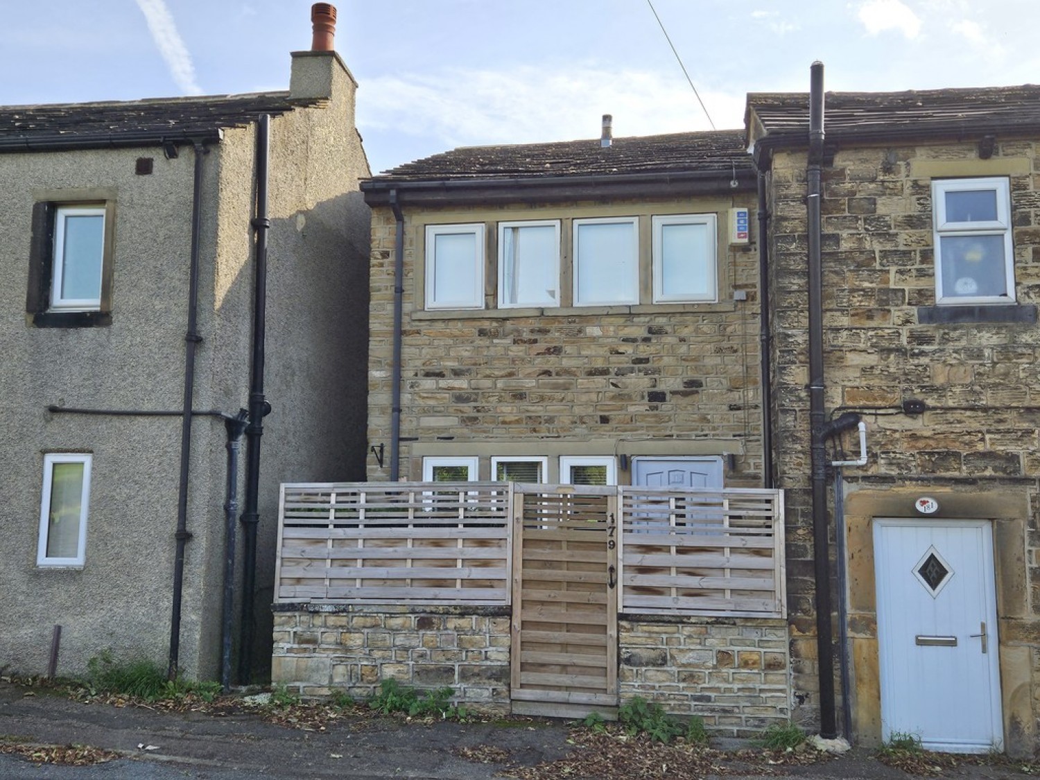 2 bedroom House for Letting Kitson Hill Road, Mirfield