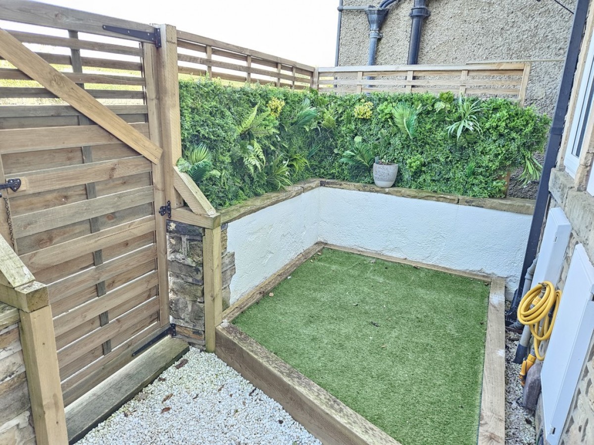 Kitson Hill Road, Mirfield