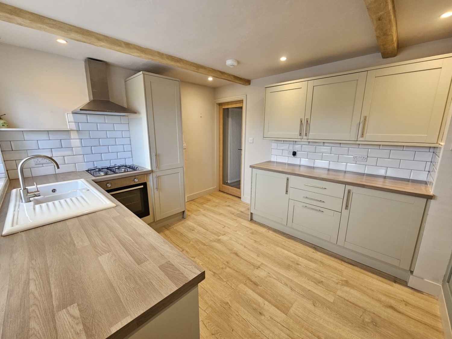 2 bedroom House for Letting Kitson Hill Road, Mirfield