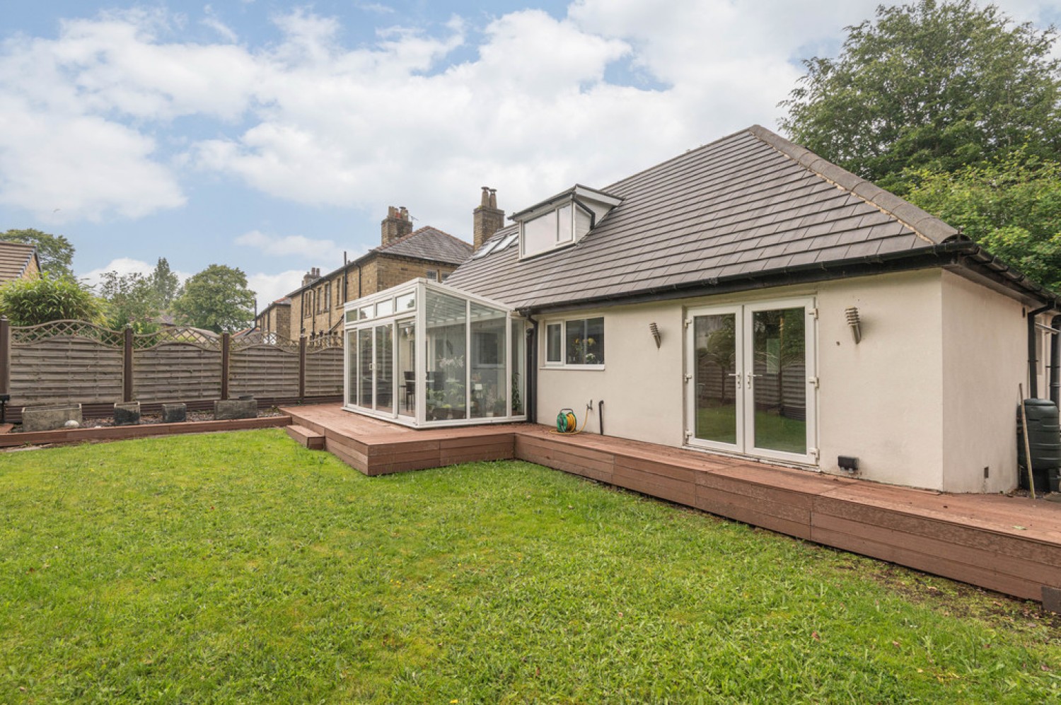 Heaton Road, Gledholt