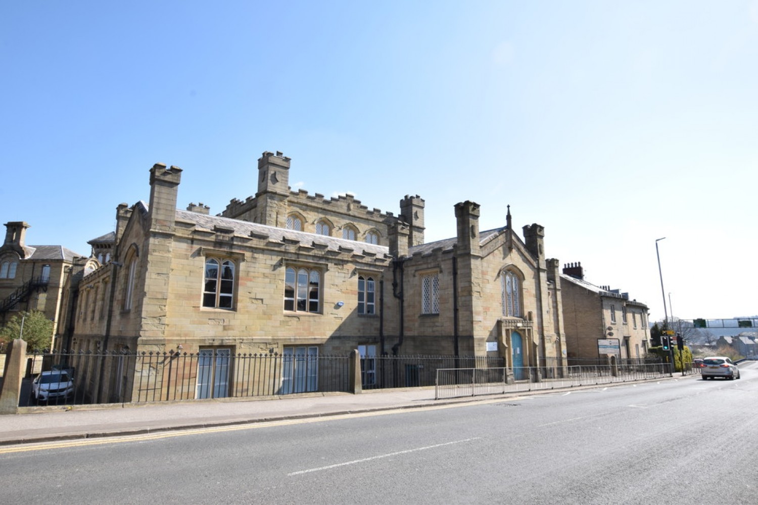 Highfields Road, Highfields