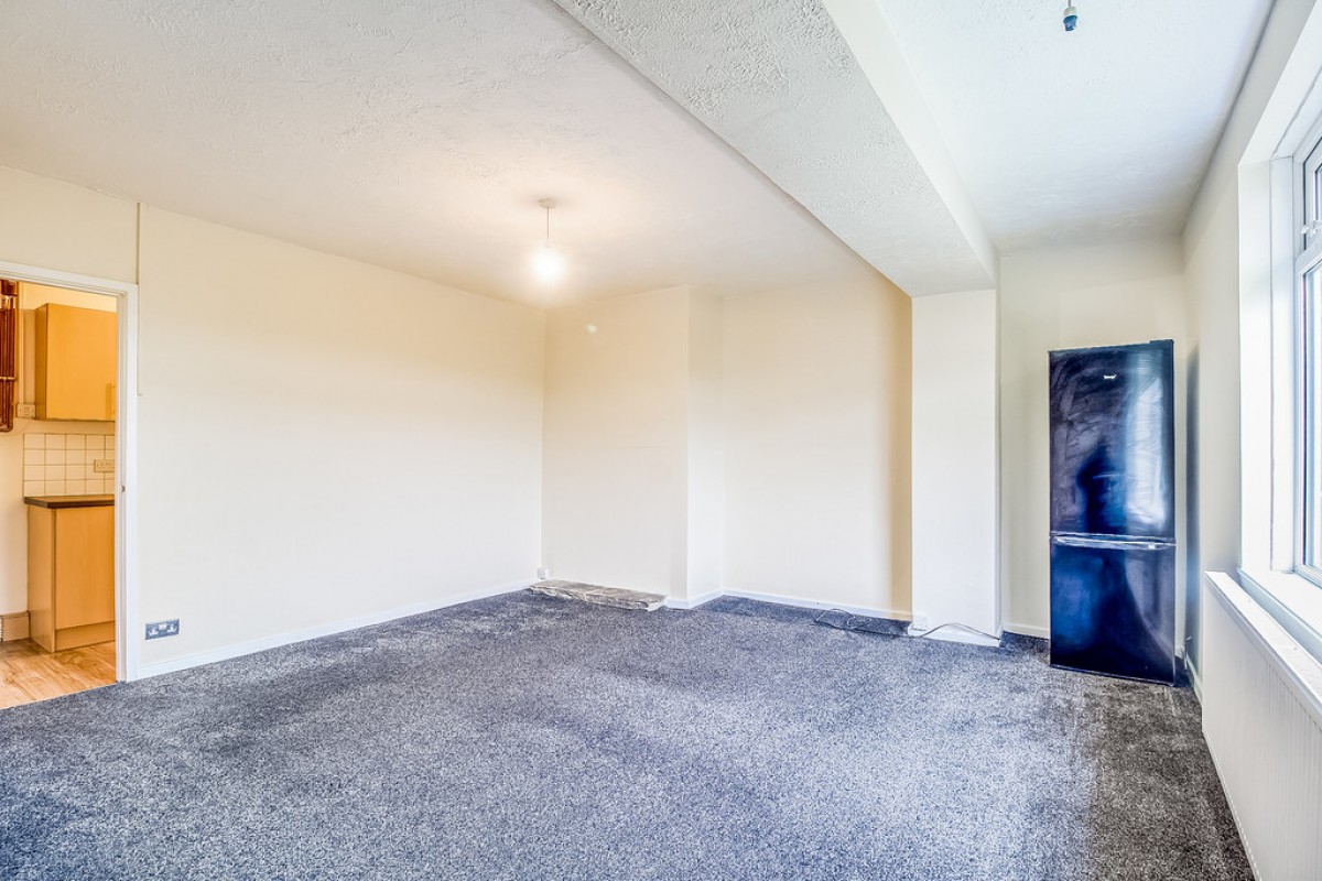 Wakefield Road, Grange Moor, Wakefield, WF4 4DS