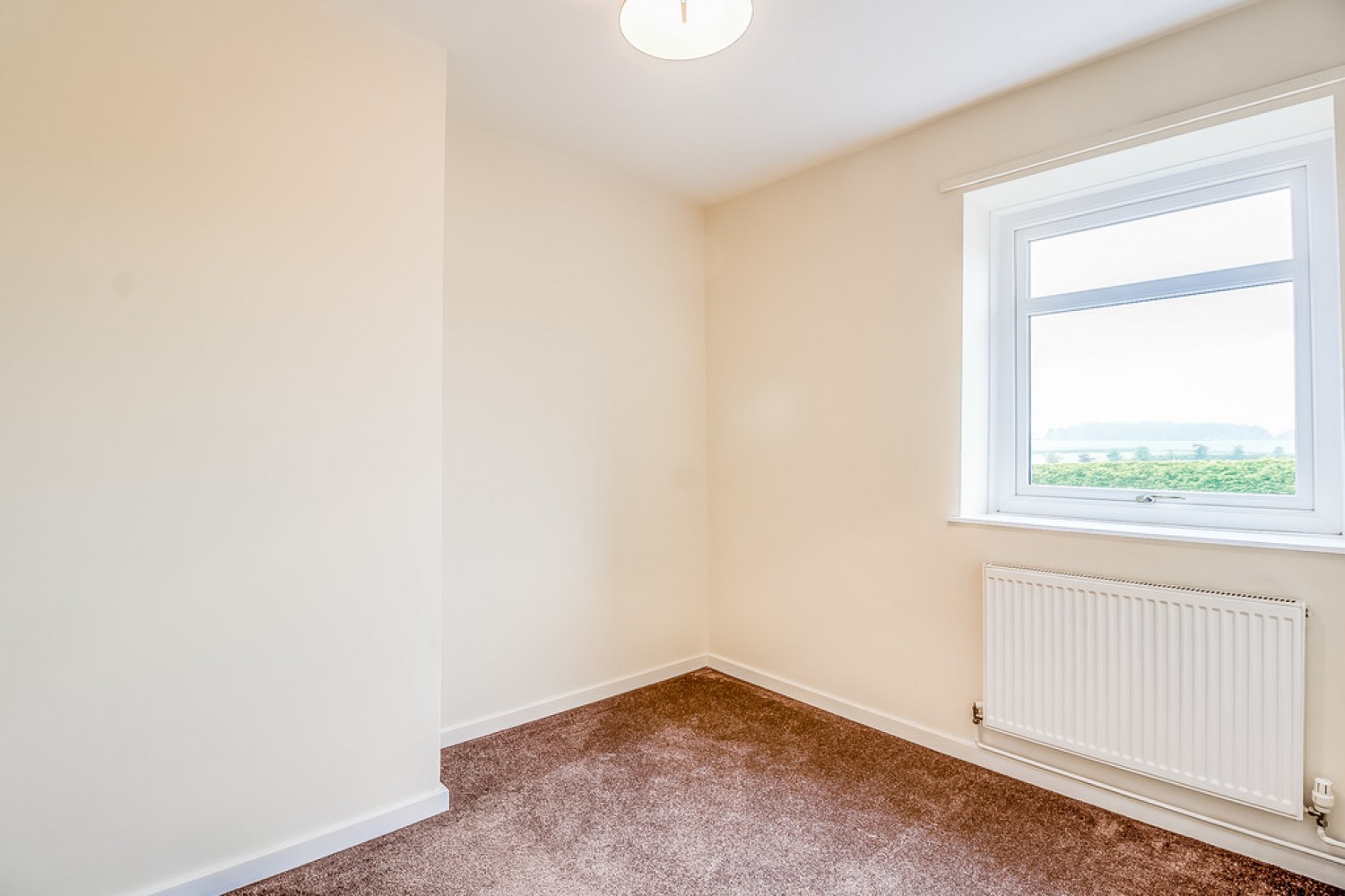 2 bedroom House for Letting Wakefield Road, Grange Moor, Wakefield, WF4 4DS