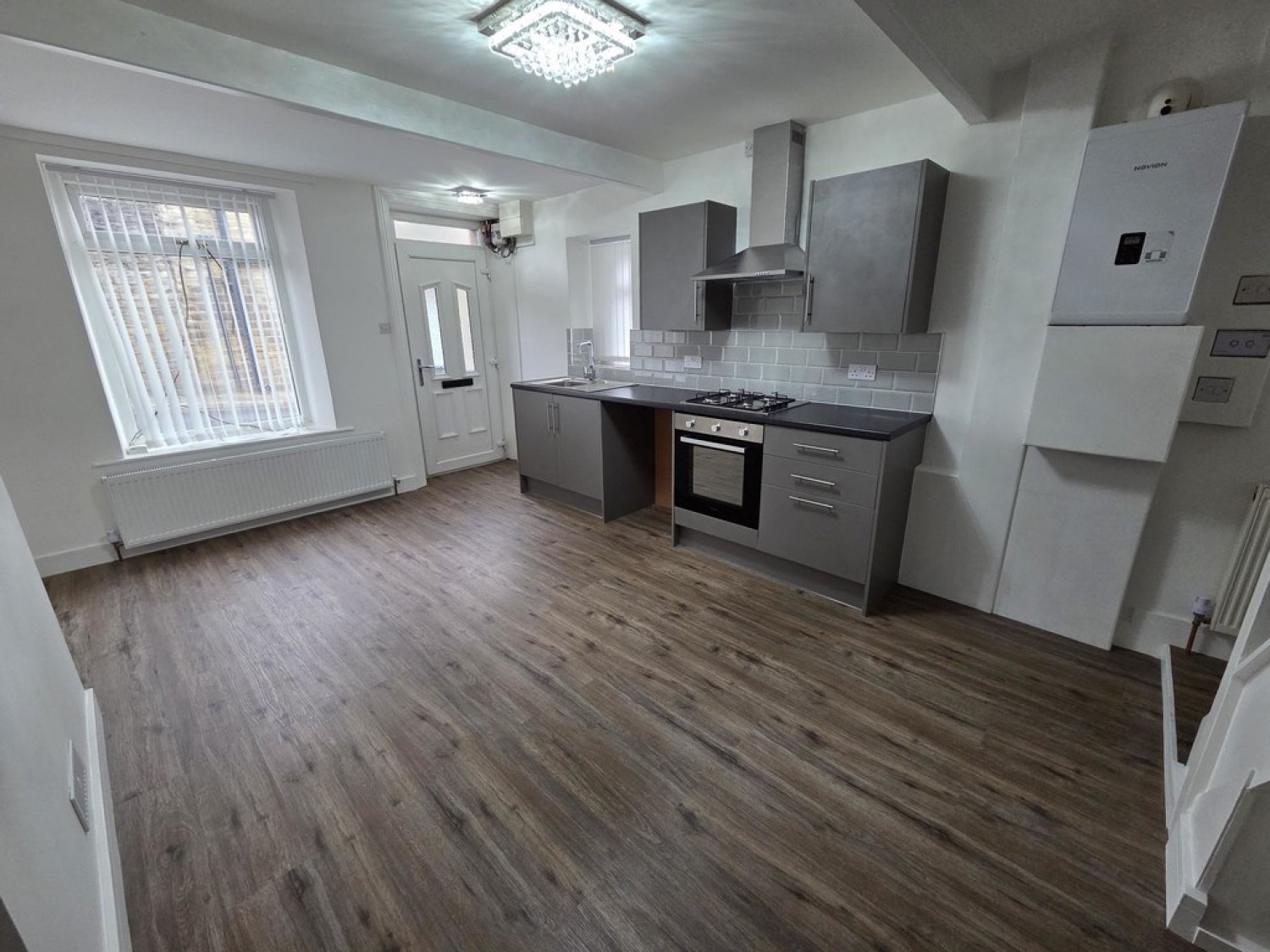 1 bedroom House for Letting Penistone Road, New Mill, Holmfirth, HD9 7JR