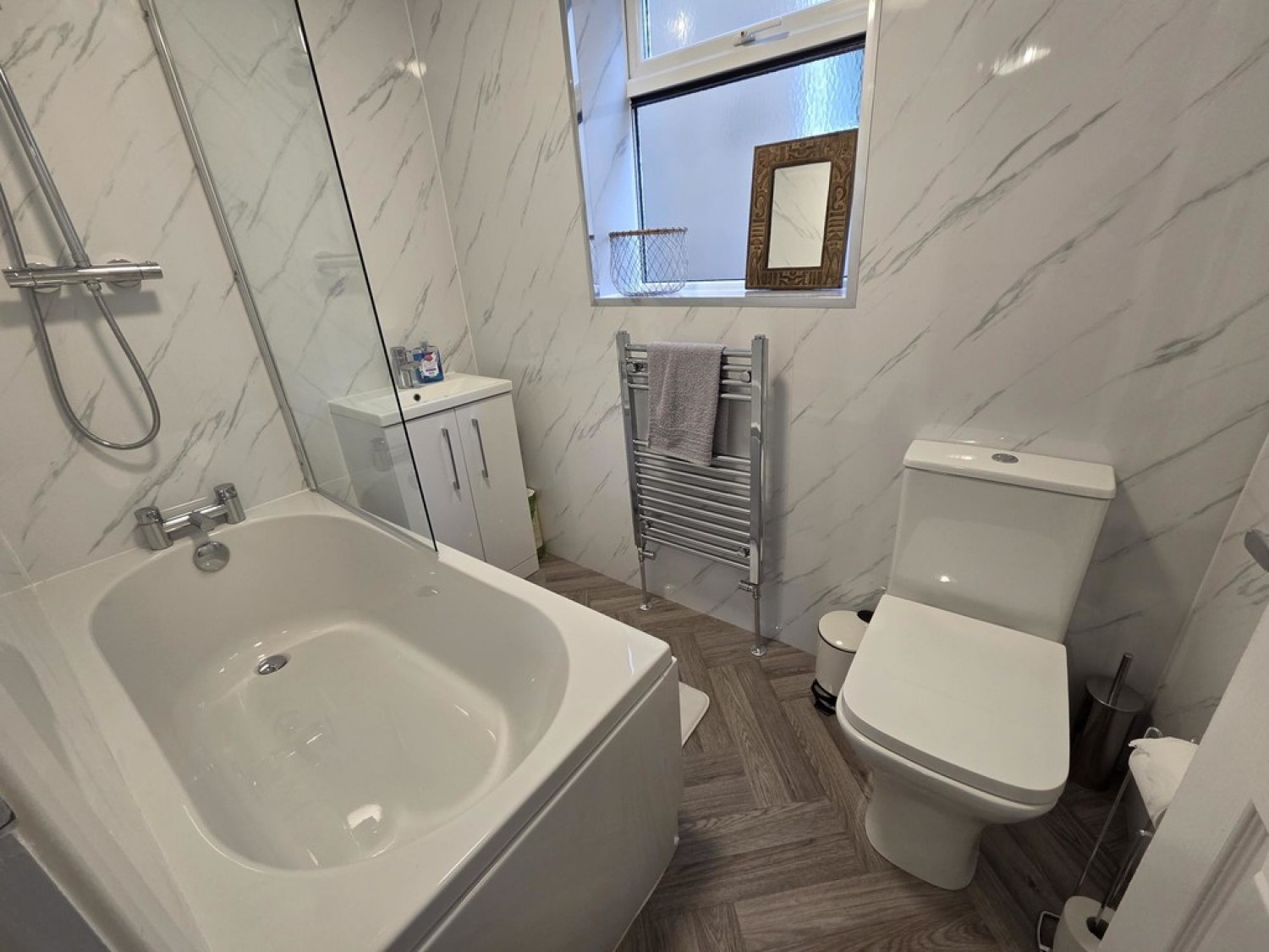 3 bedroom Bungalow for Letting Oak Avenue, Dalton, Huddersfield, HD5 8DU