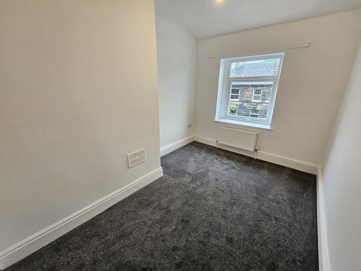 Northgate, Almondbury, Huddersfield, HD5 8RX