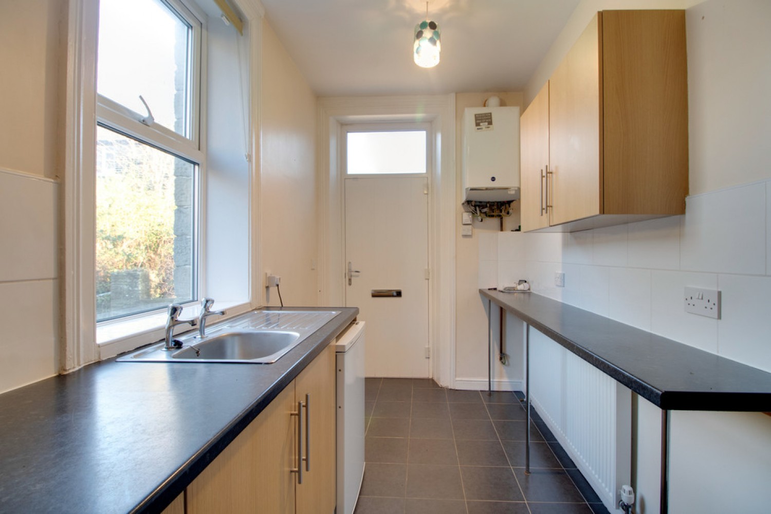 1 bedroom Flat for Letting New Hey Road, Huddersfield, HD3 4GP