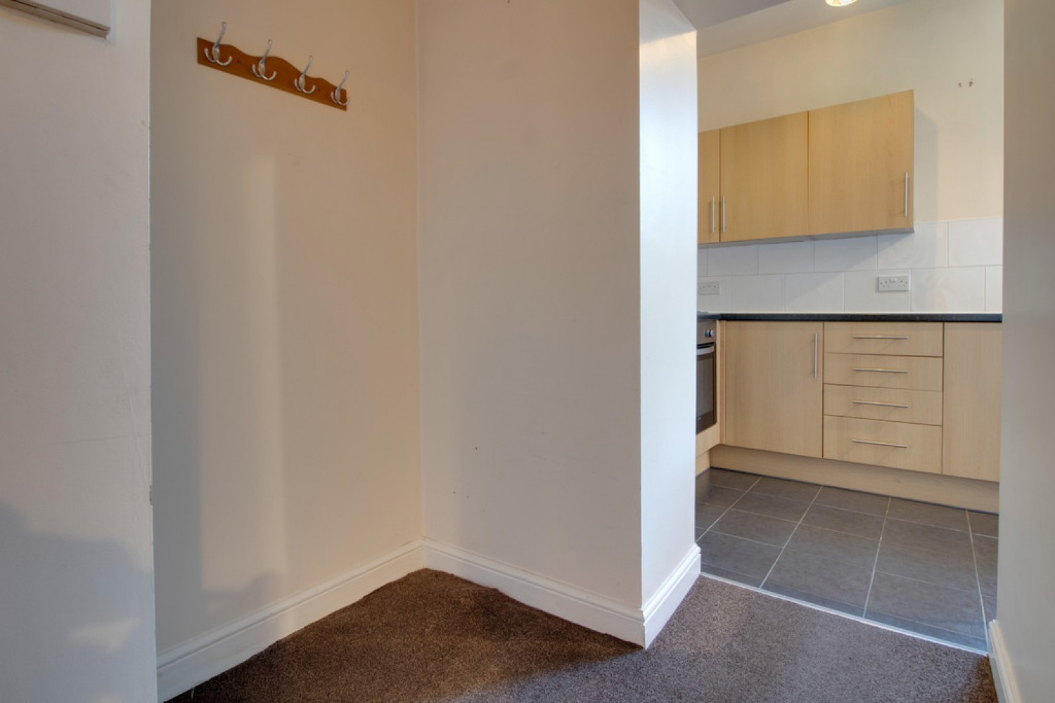 1 bedroom Flat for Letting New Hey Road, Huddersfield, HD3 4GP