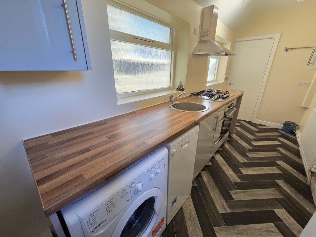 New Hey Road, Oakes, Huddersfield, HD3 4DB