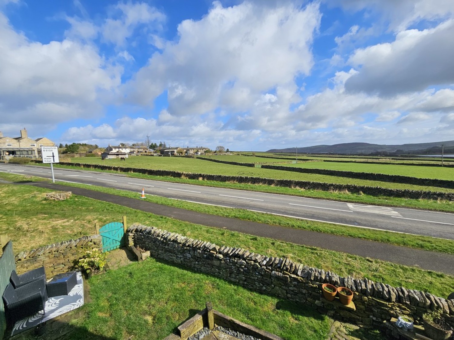 3 bedroom House for Letting Hill Top View, Hade Edge, Holmfirth, HD9 2DZ