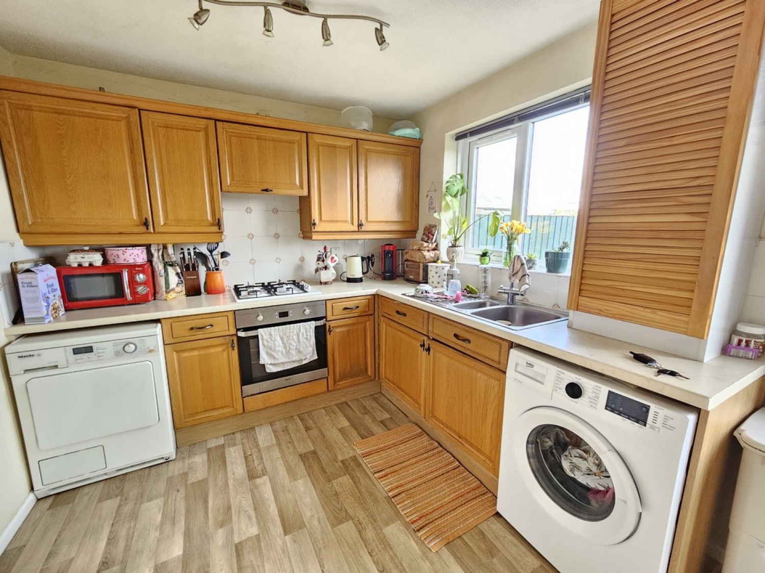 3 bedroom House for Letting Hill Top View, Hade Edge, Holmfirth, HD9 2DZ