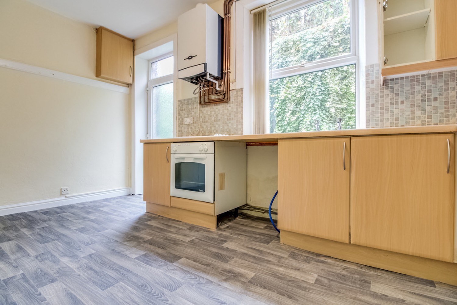 2 bedroom House for Letting Dalton Bank Road, Huddersfield