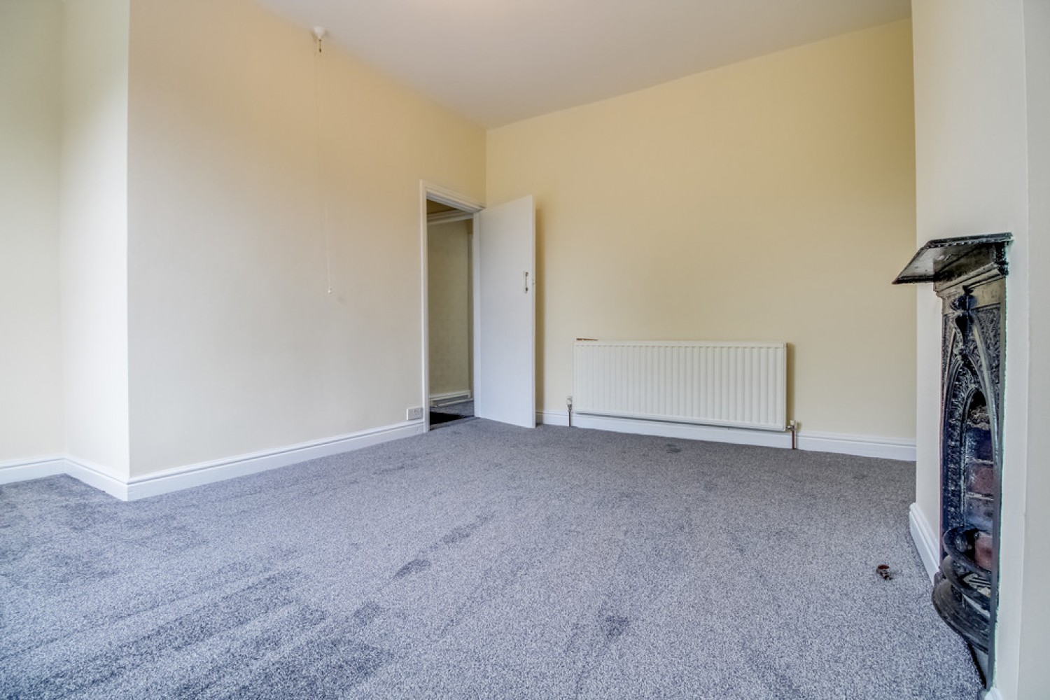 2 bedroom House for Letting Dalton Bank Road, Huddersfield