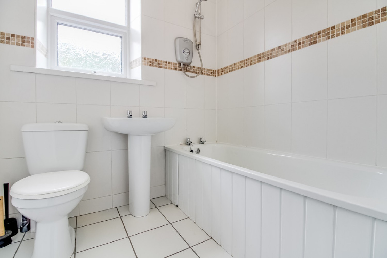 2 bedroom House for Letting Dalton Bank Road, Huddersfield