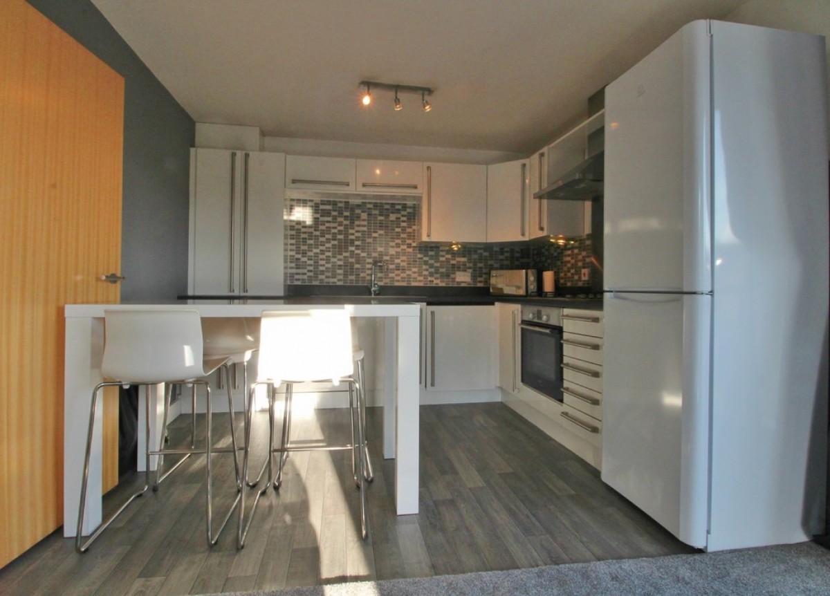 Aspley Heights, Moldgreen