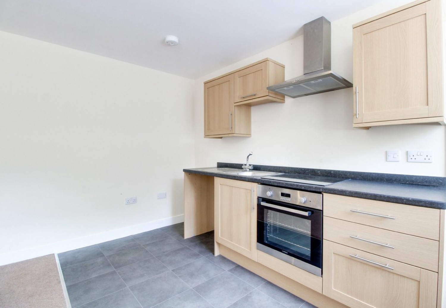 1 bedroom Flat for Letting The Park, Kirkburton