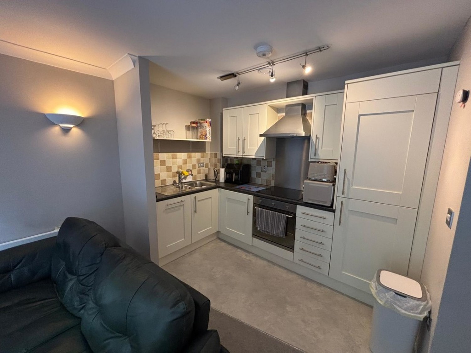 2 bedroom Flat for Letting Huddersfield,