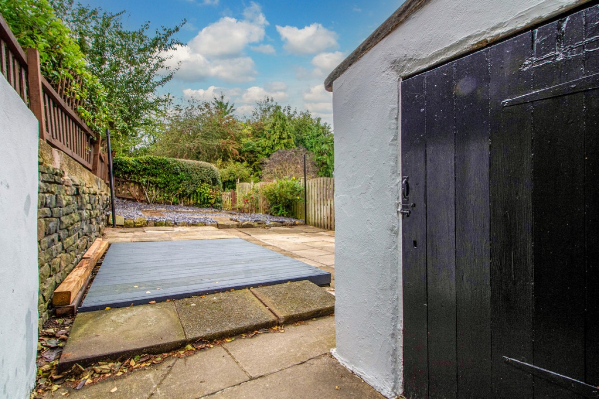 Newsome Road, Huddersfield