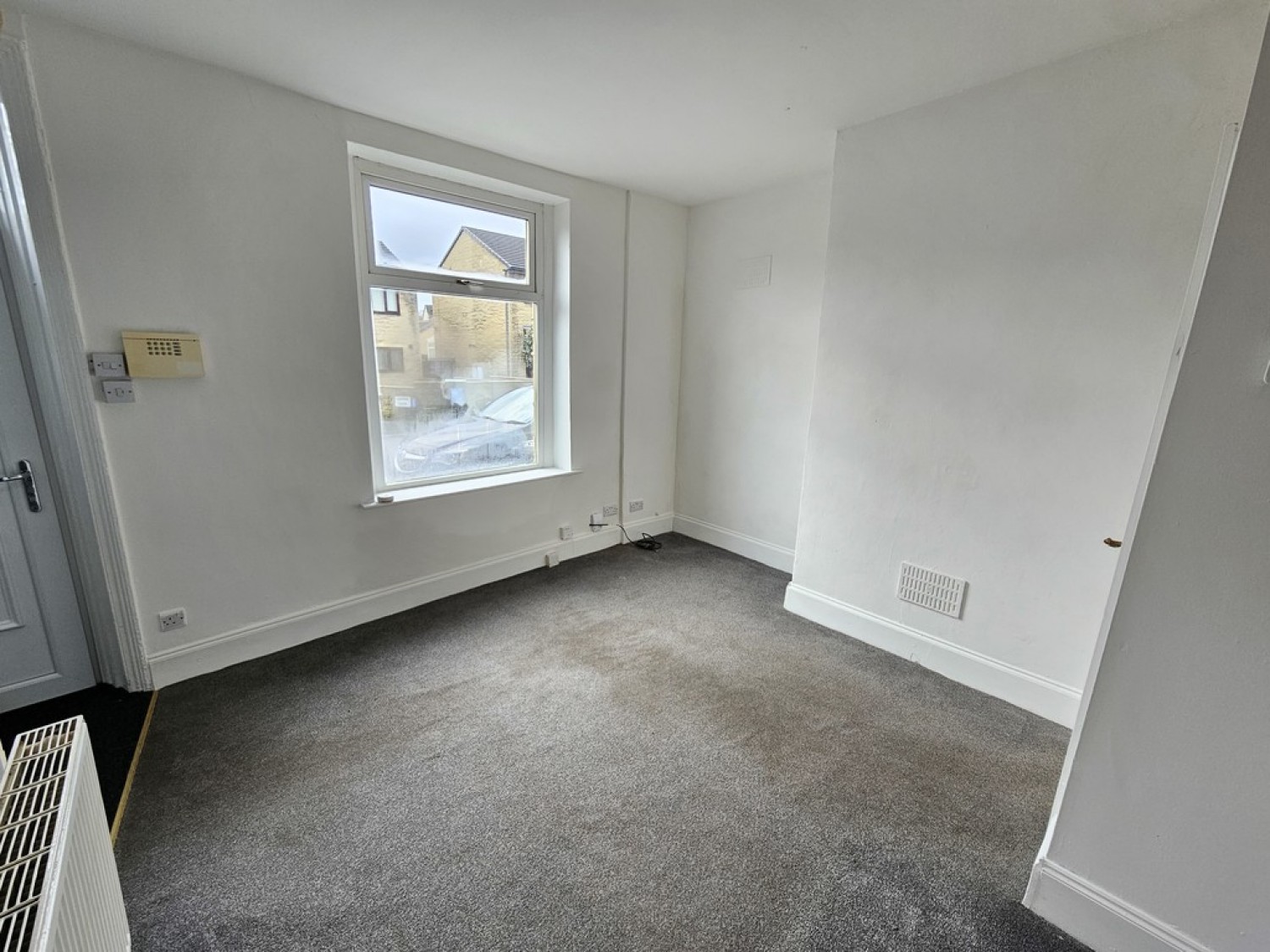 2 bedroom House for Letting Dyson Street, Dalton