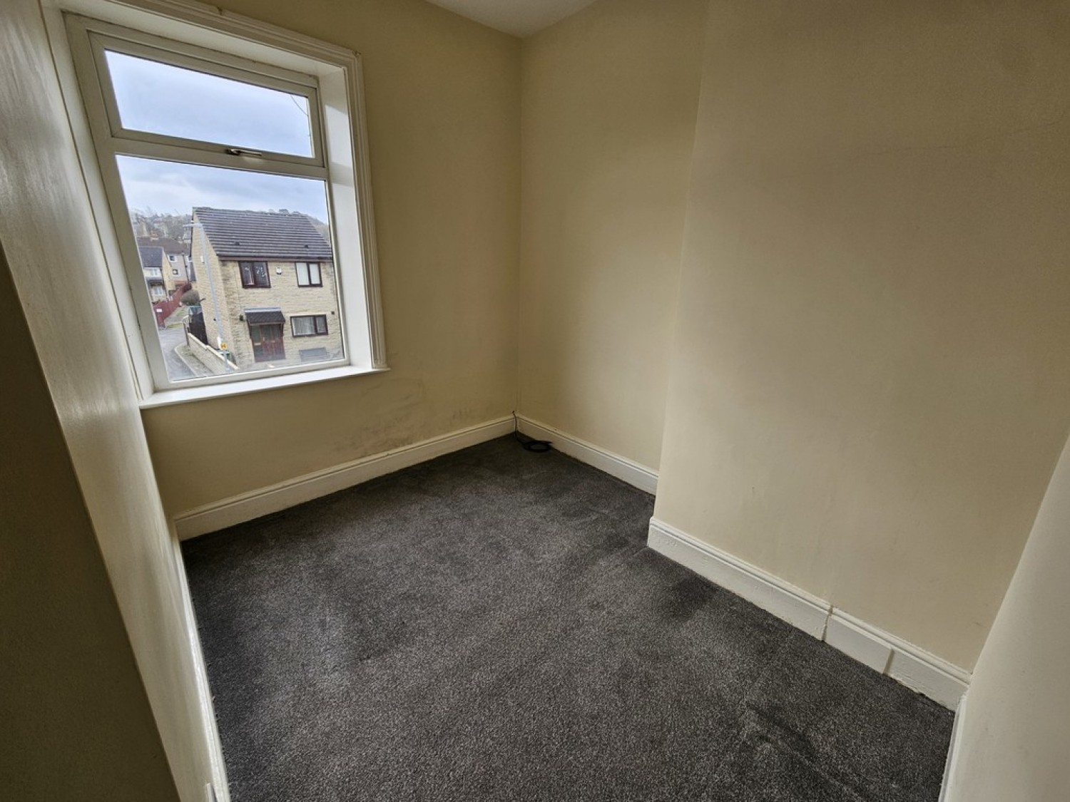 2 bedroom House for Letting Dyson Street, Dalton