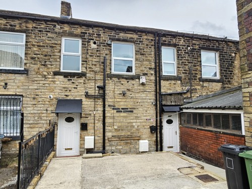 Wakefield Road, Moldgreen