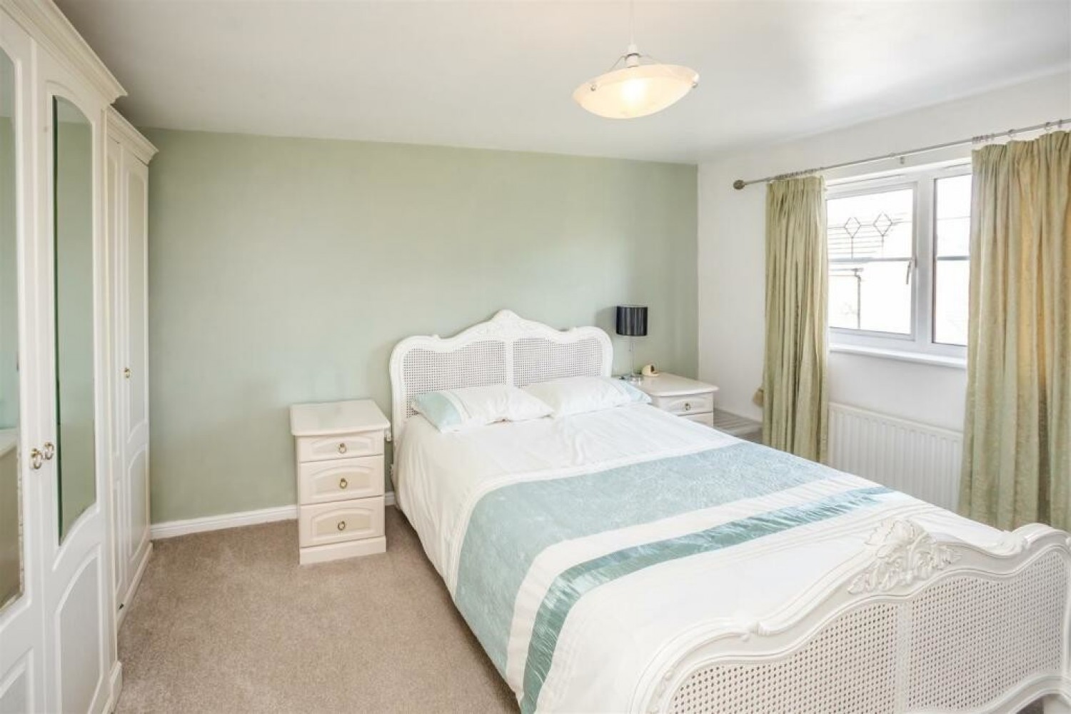 Mason Court, Crosland Hill