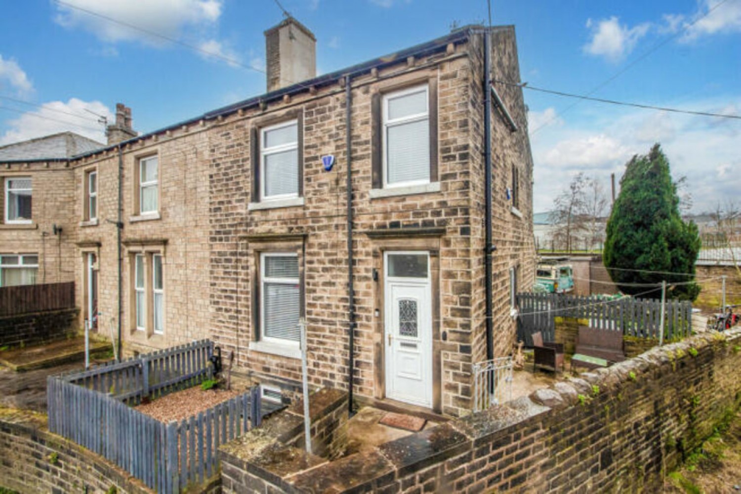 King Street, Lindley