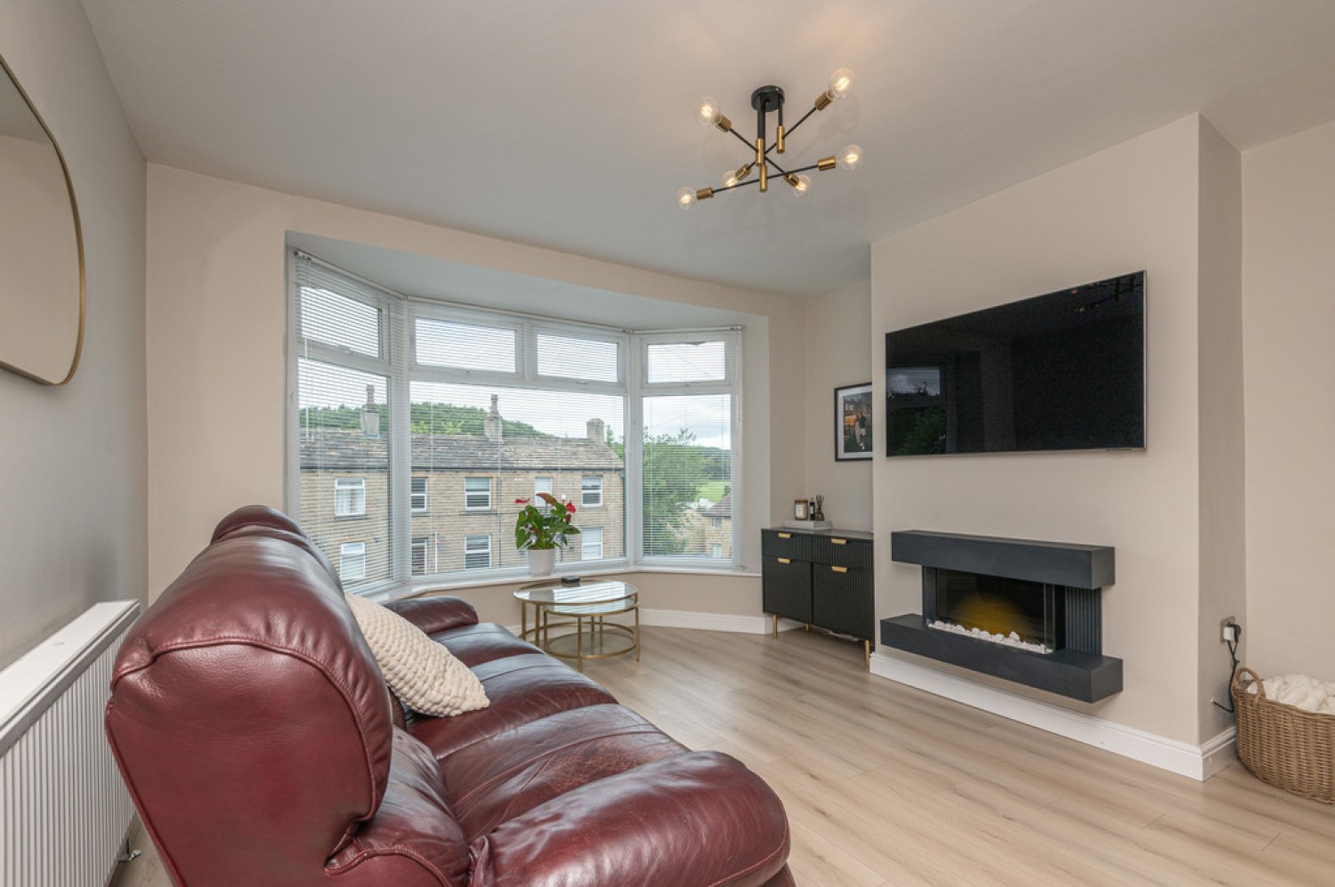 Penistone Road, Kirkburton