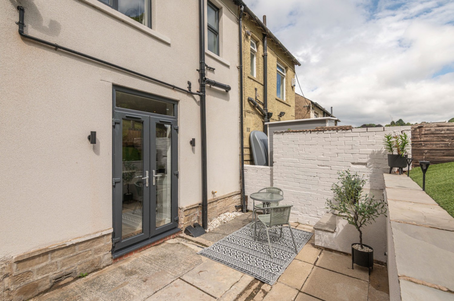 Penistone Road, Kirkburton