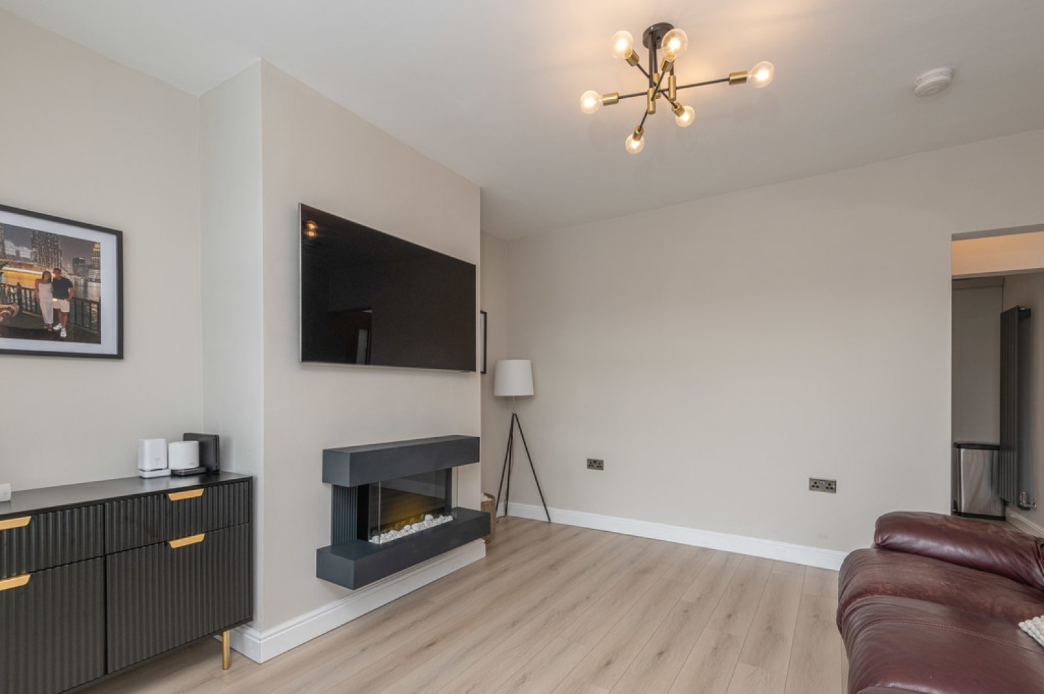 Penistone Road, Kirkburton