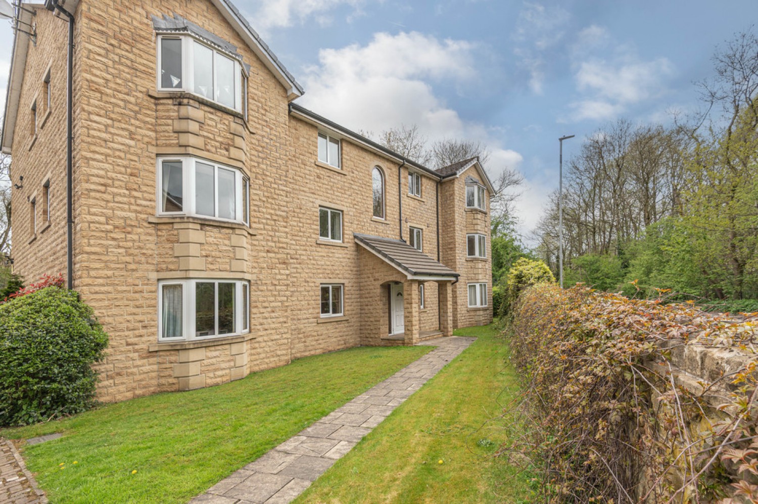 Kings Court, Kings Mill Lane