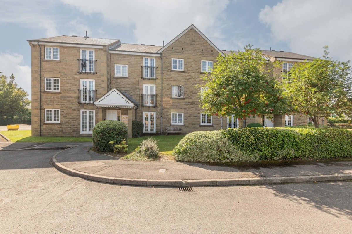 Greenhead Court, Huddersfield