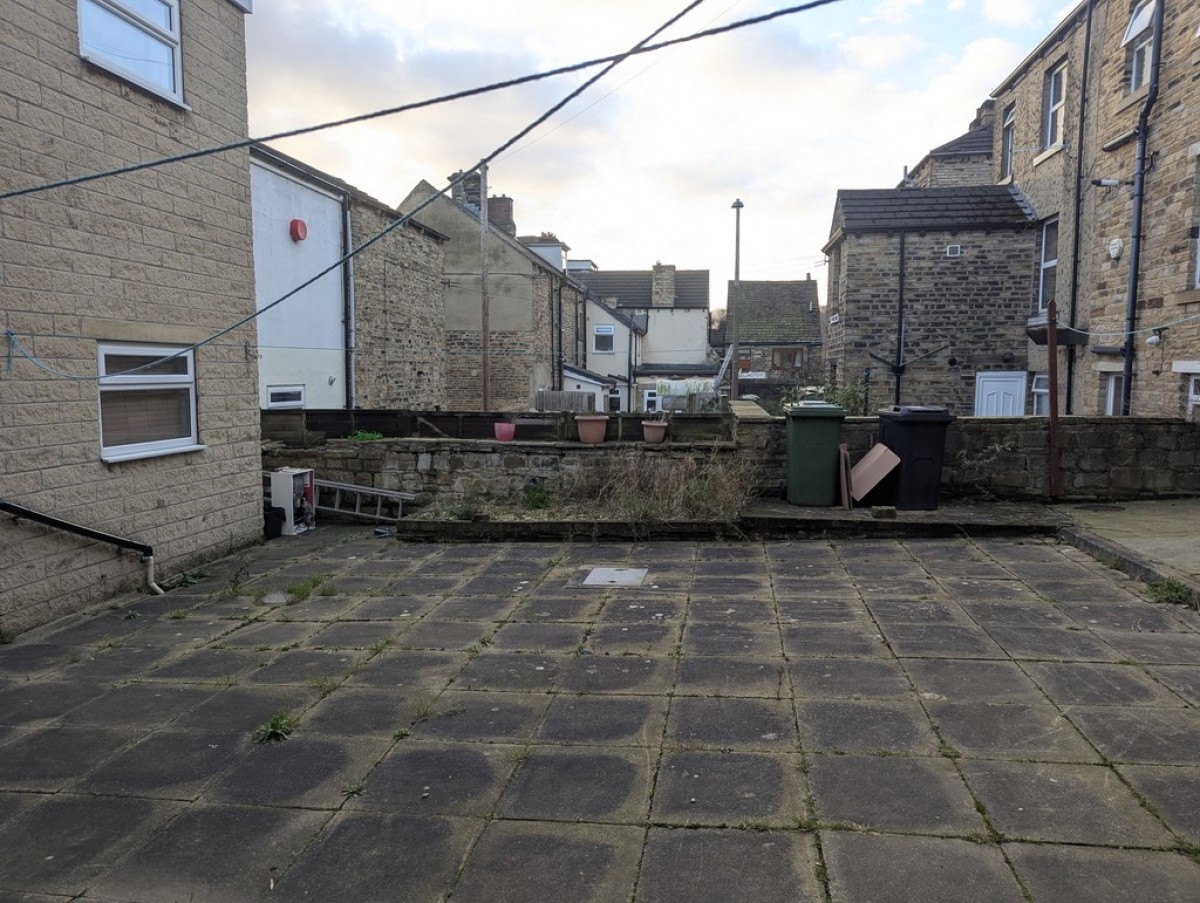 Brook Street, Moldgreen