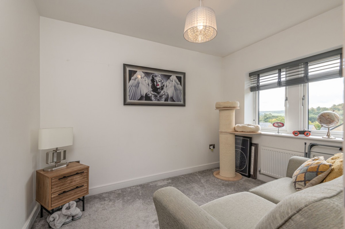 Hillcrest View, Golcar