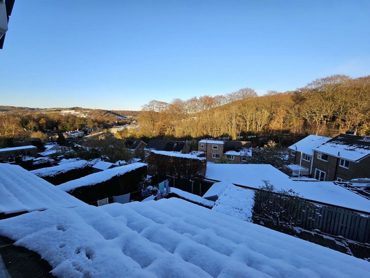 Cleveland Avenue, Meltham