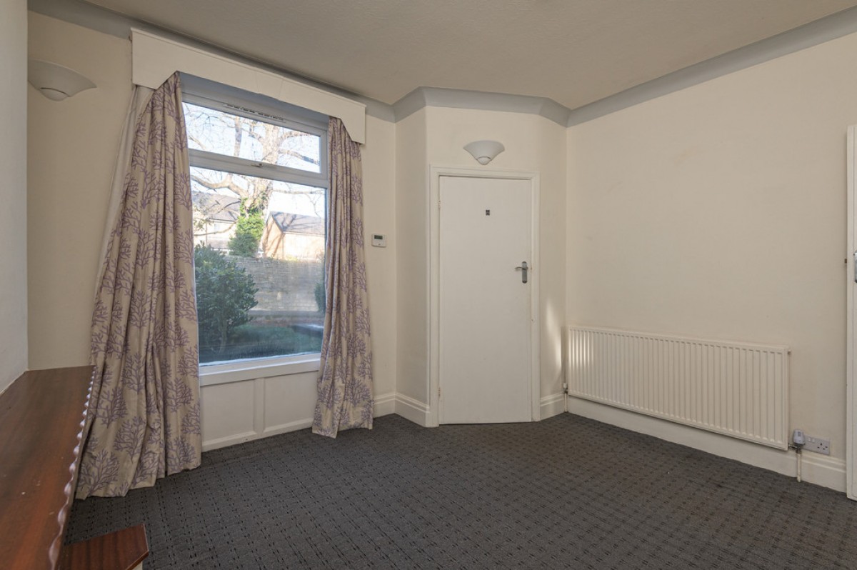 Sunningdale Road, Crosland Moor