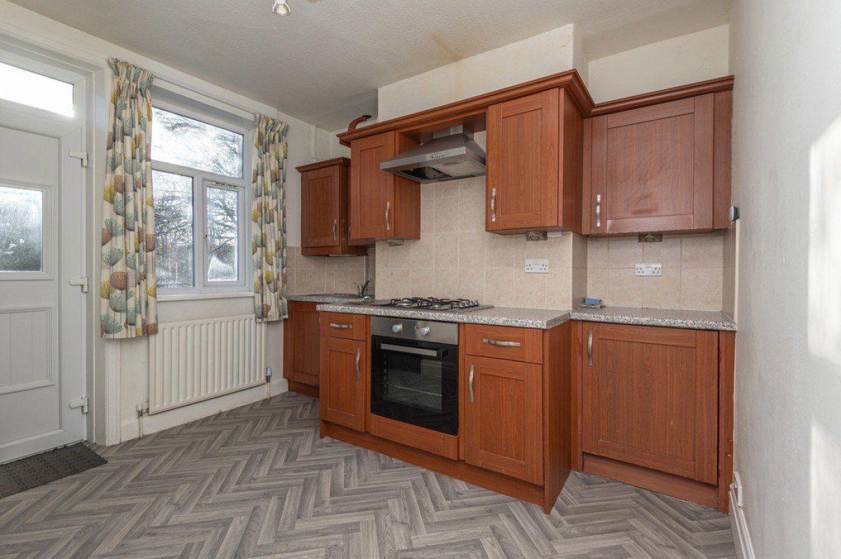 Sunningdale Road, Crosland Moor