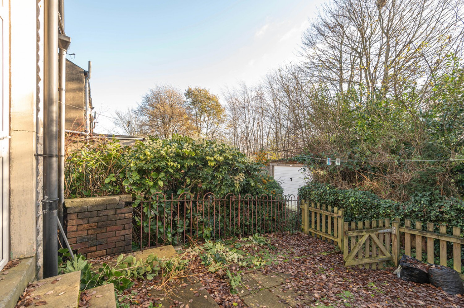 Sunningdale Road, Crosland Moor