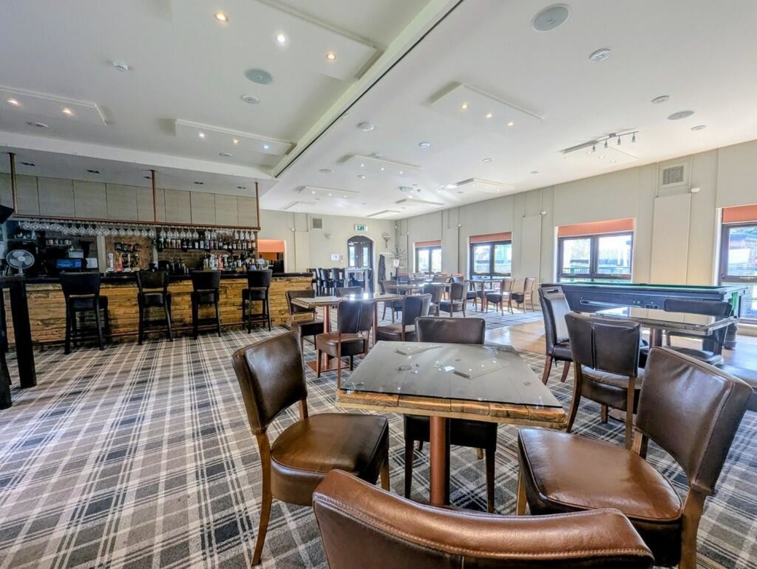 2 bedroom Flat for Sale The Green, Bradley