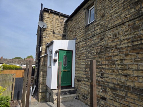 High Green, Lepton