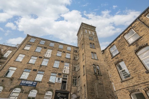 Heritage View, Lindley