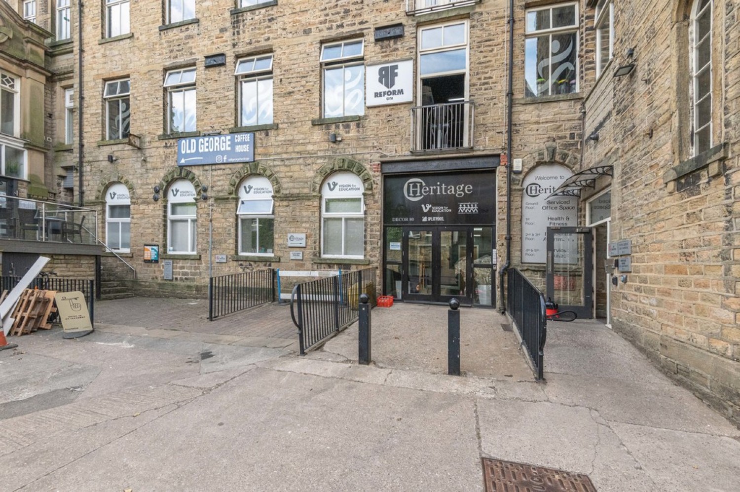 Heritage View, Lindley