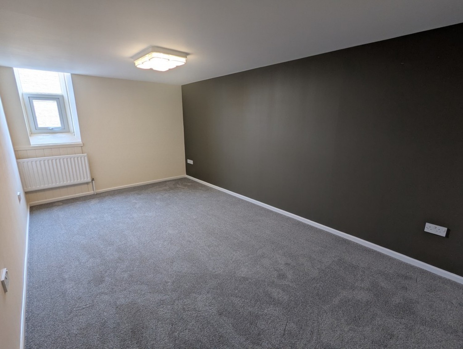 2 bedroom Flat for Letting Highfields, Huddersfield