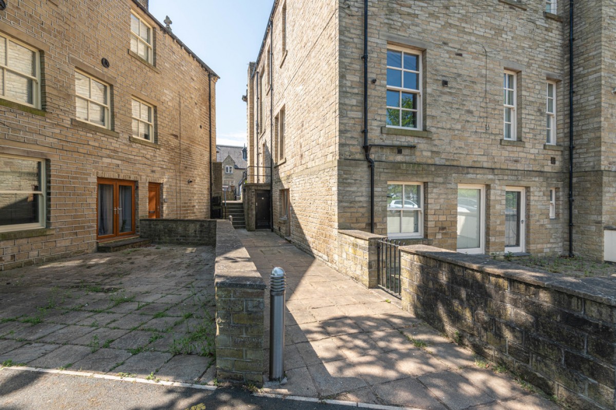 Sherwood House, 70 New North Road