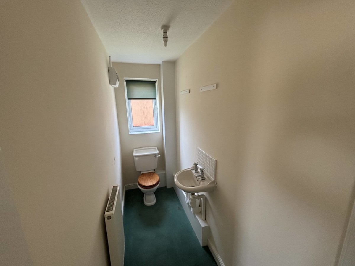 Whinmoor Drive, Clayton West