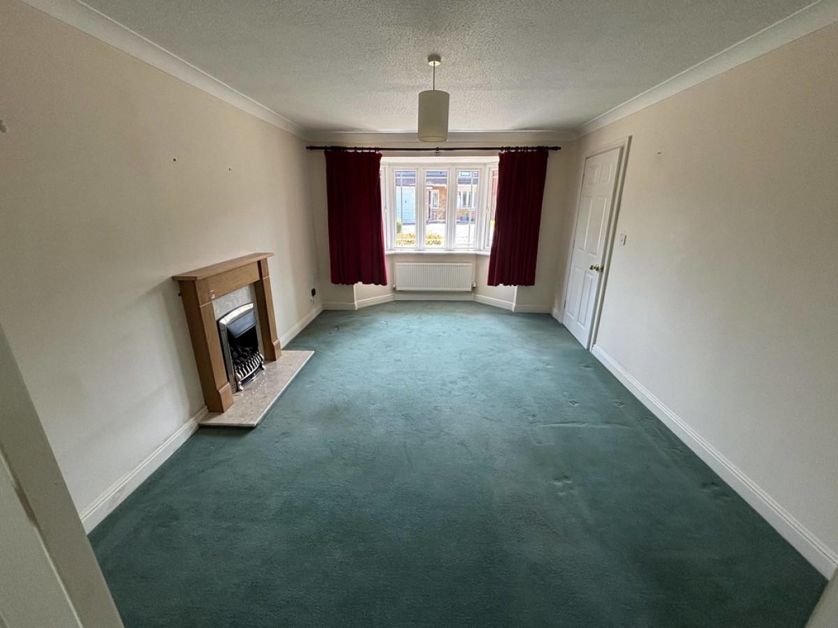 Whinmoor Drive, Clayton West