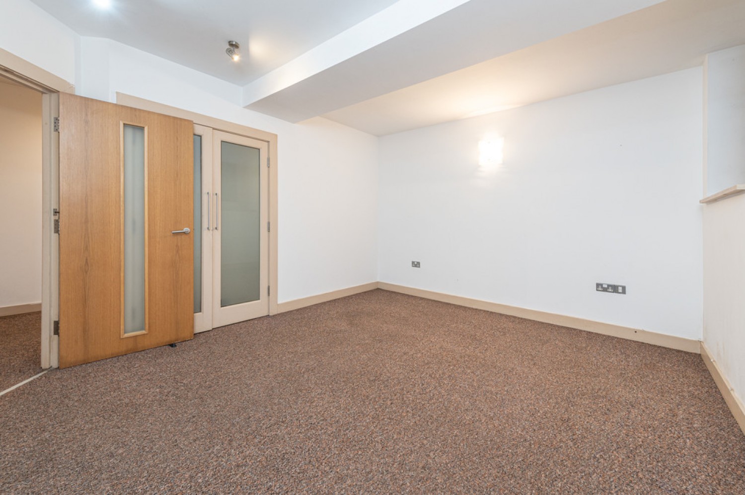 2 bedroom Flat for Sale Cumin Court, Honley