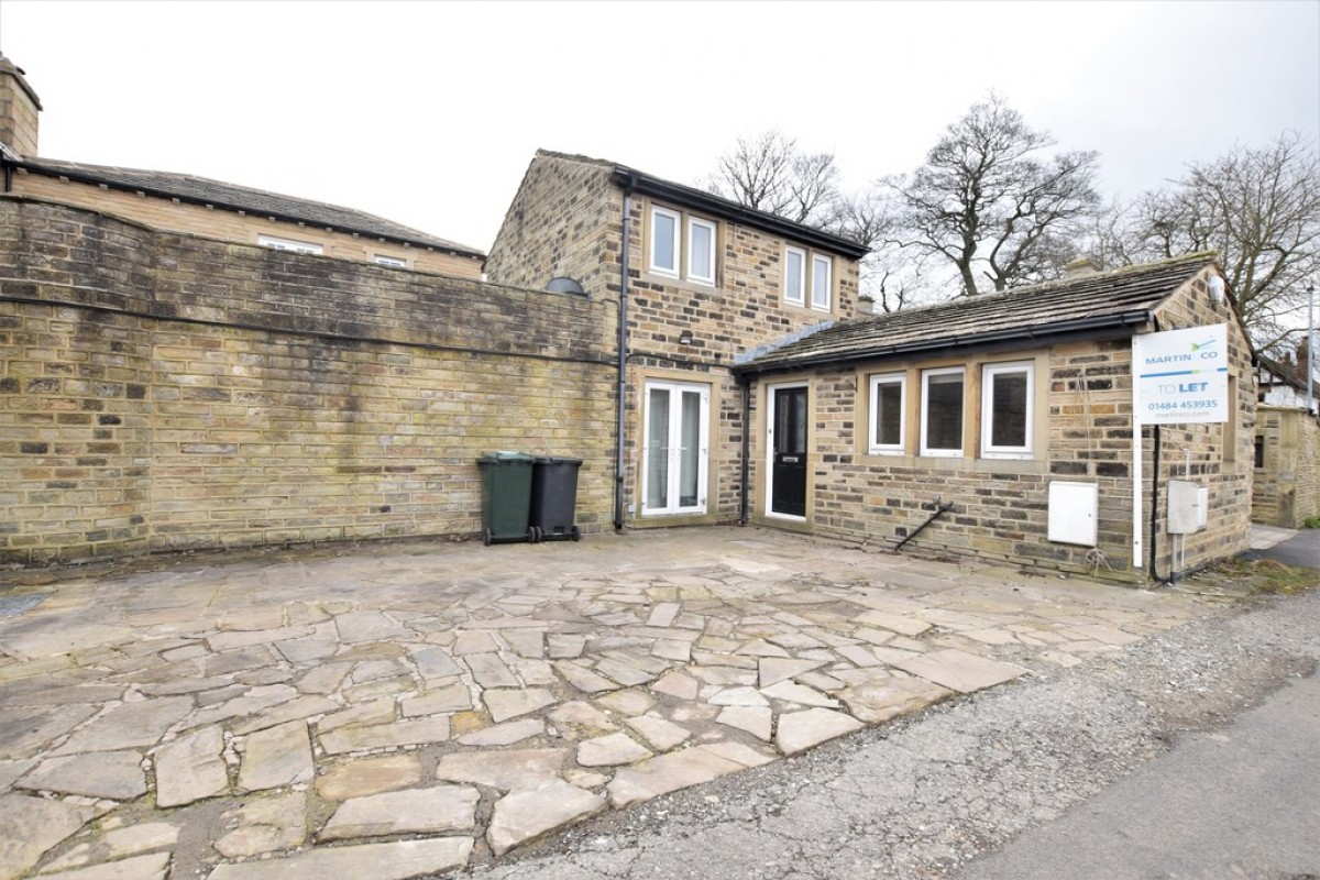 Lascelles Hall Road, Lascelles Hall