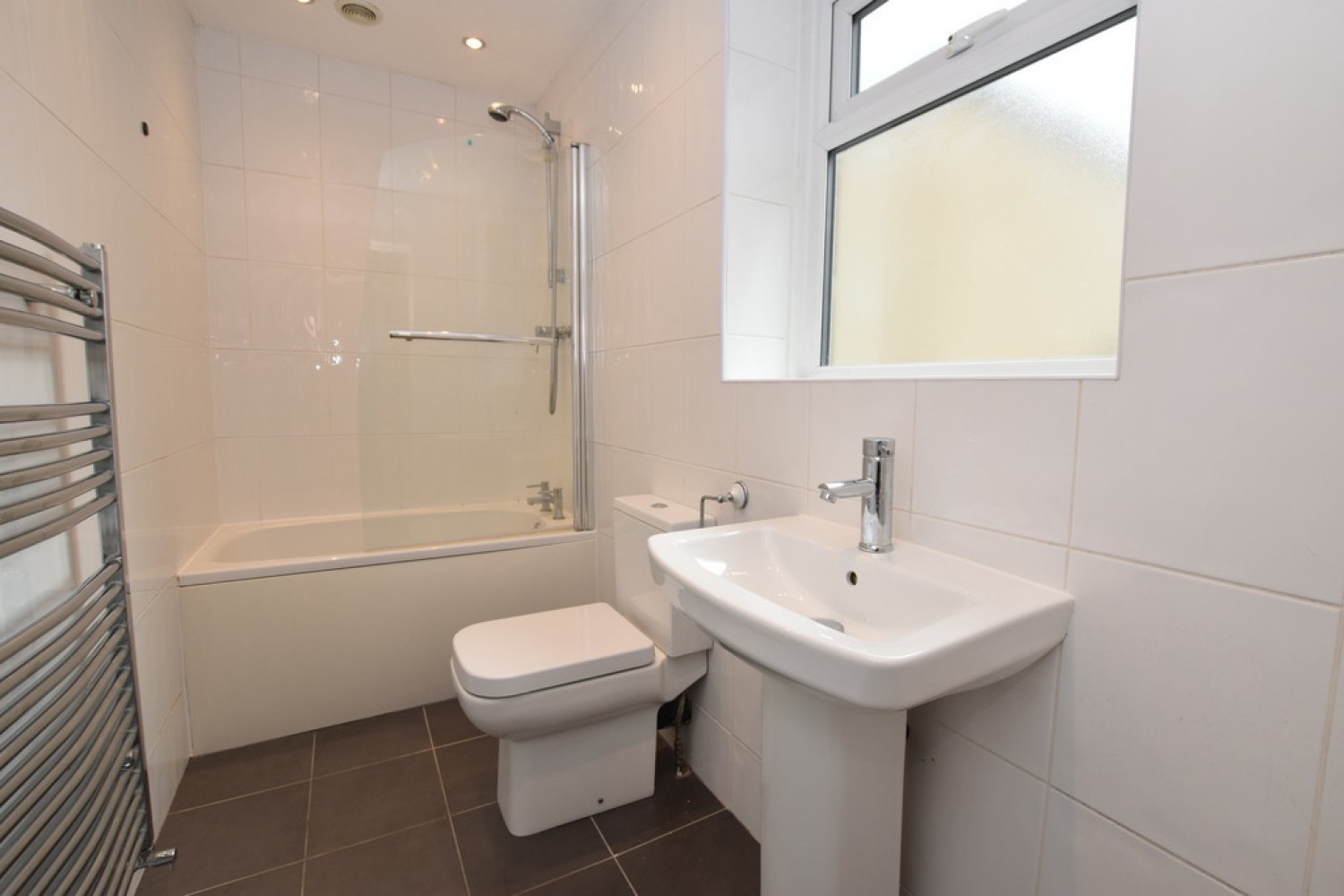 Lascelles Hall Road, Lascelles Hall