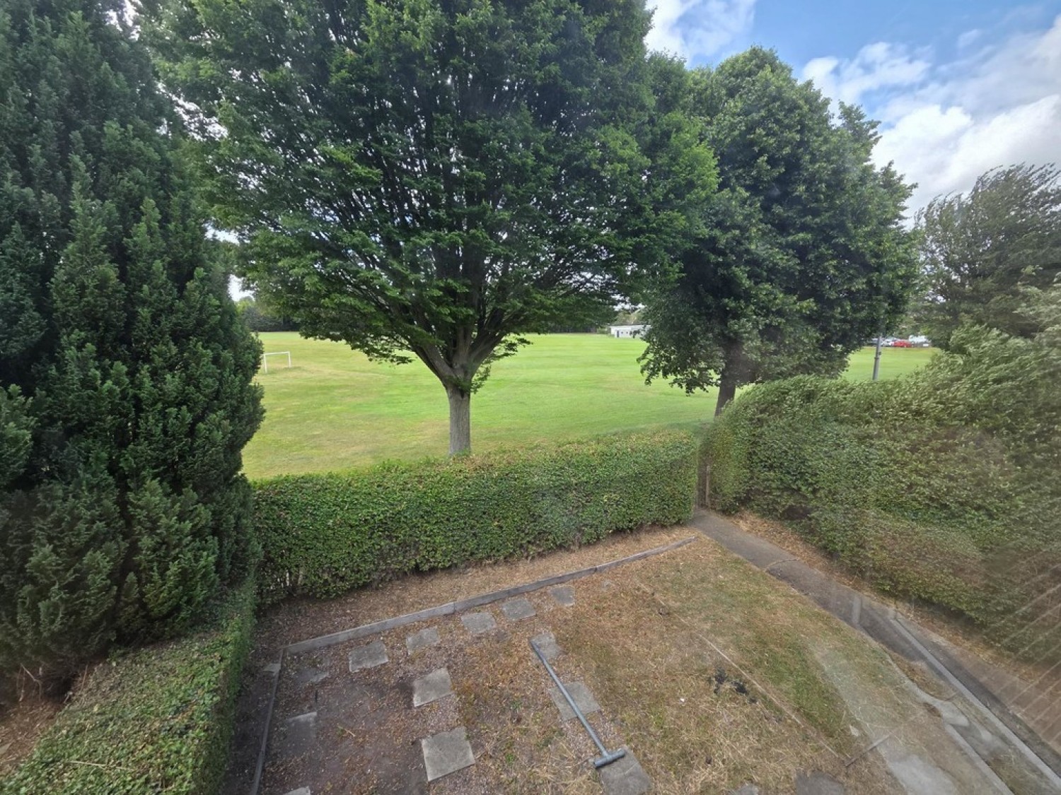 Peckett Close, Oakes